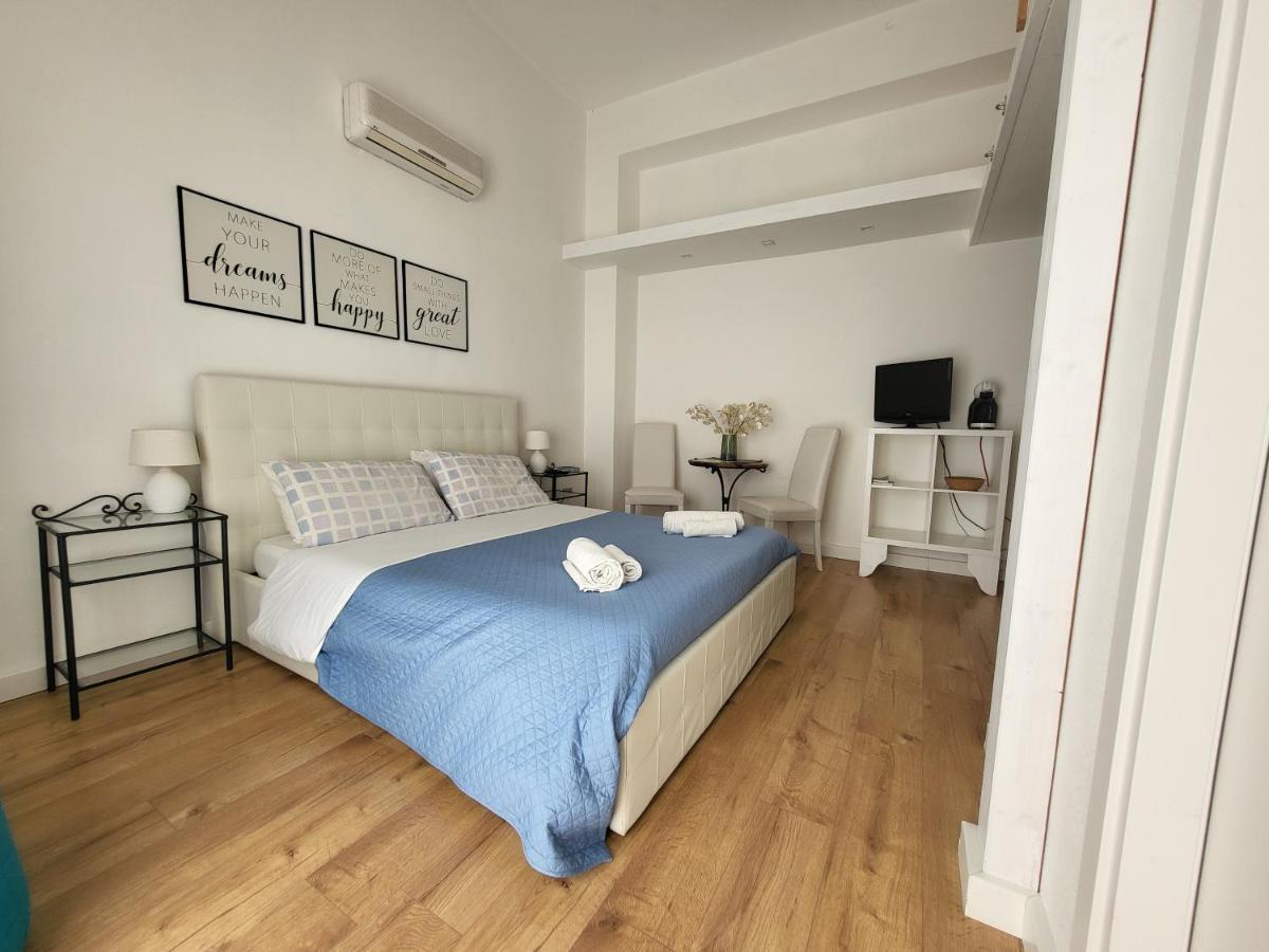 Living Cagliari Bed & Breakfast エクステリア 写真
