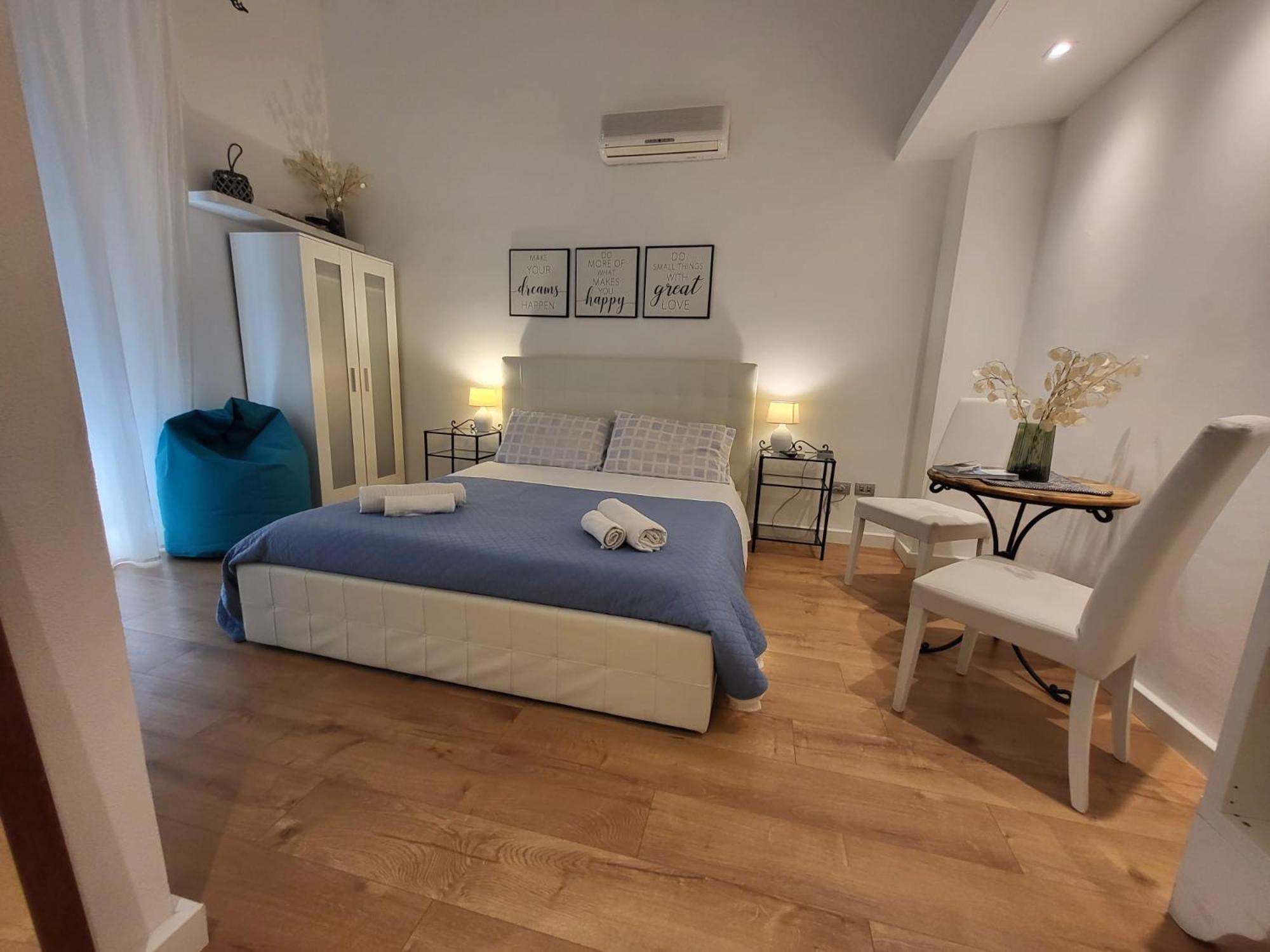 Living Cagliari Bed & Breakfast エクステリア 写真